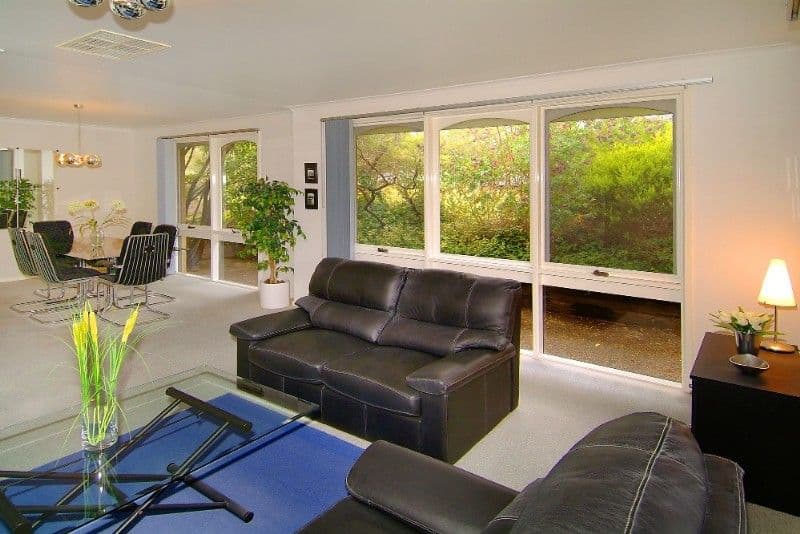 18 Narbethong Drive, GREENSBOROUGH VIC 3088, Greensborough - Thumbnail 5