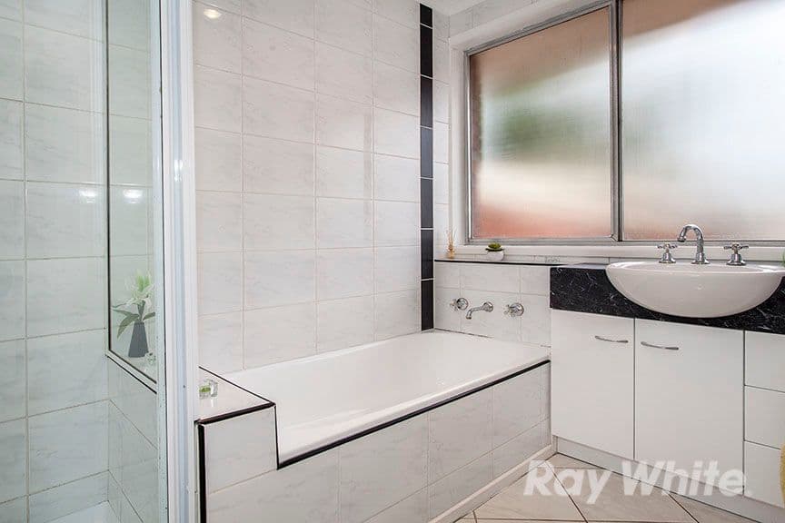 7 Mantova Drive, Wheelers Hill VIC 3150, Wheelers Hill - Thumbnail 5