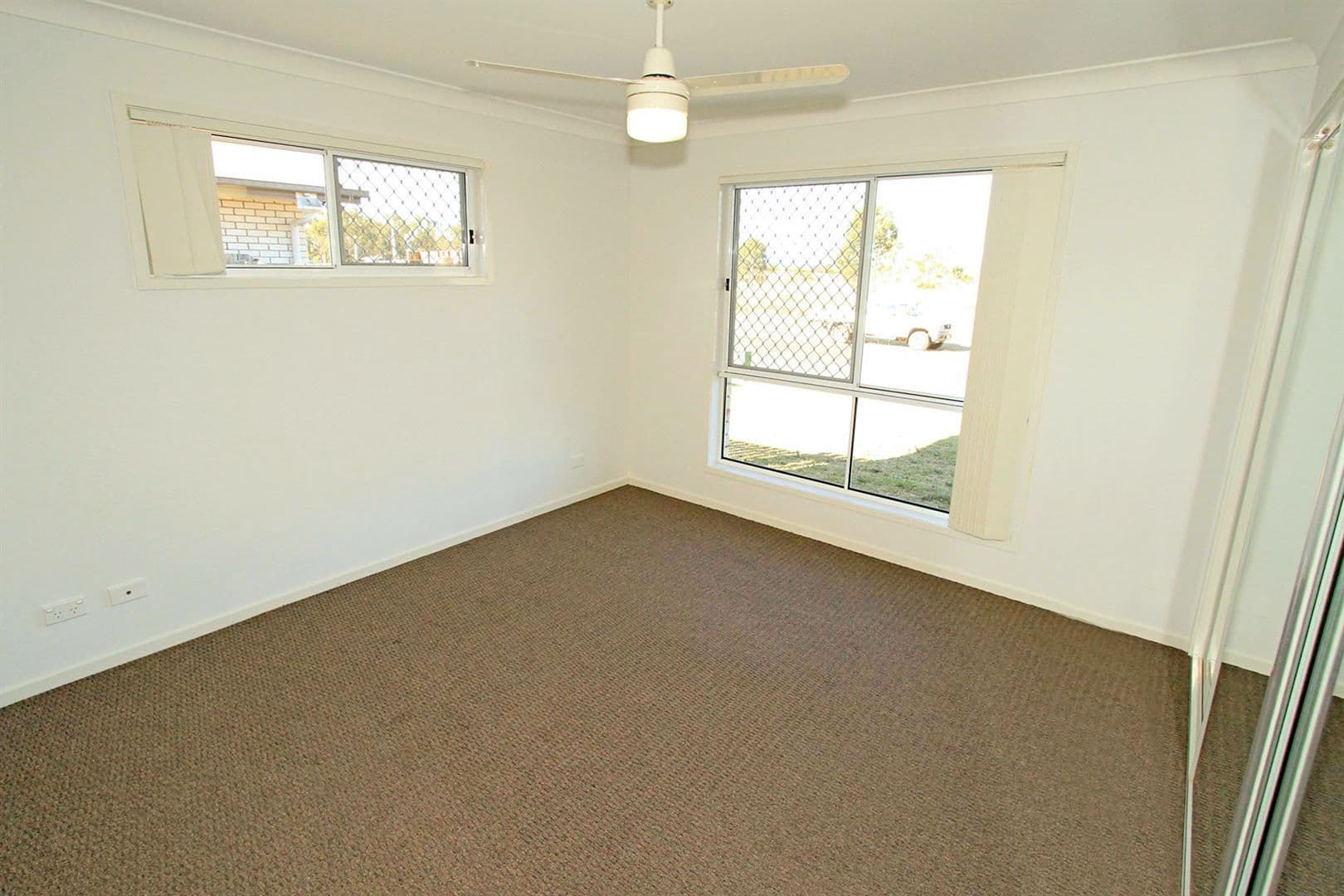 79 Victoria Street, GRACEMERE QLD 4702, Gracemere - Thumbnail 2