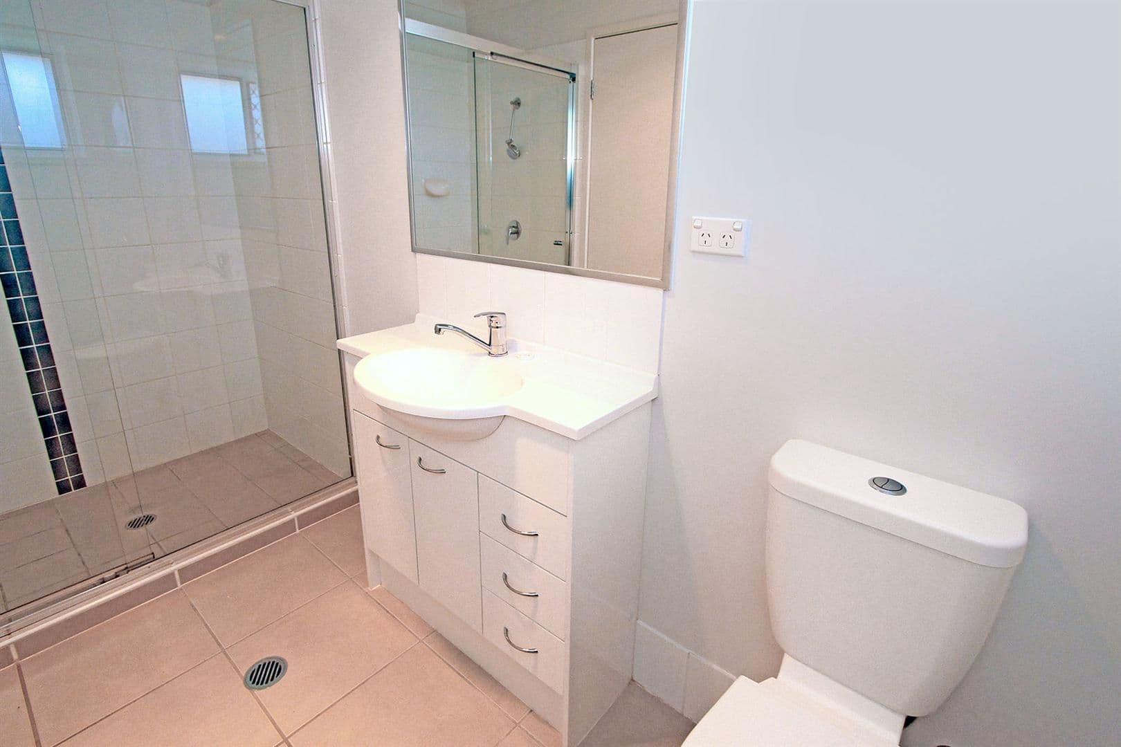 79 Victoria Street, GRACEMERE QLD 4702, Gracemere - Thumbnail 3