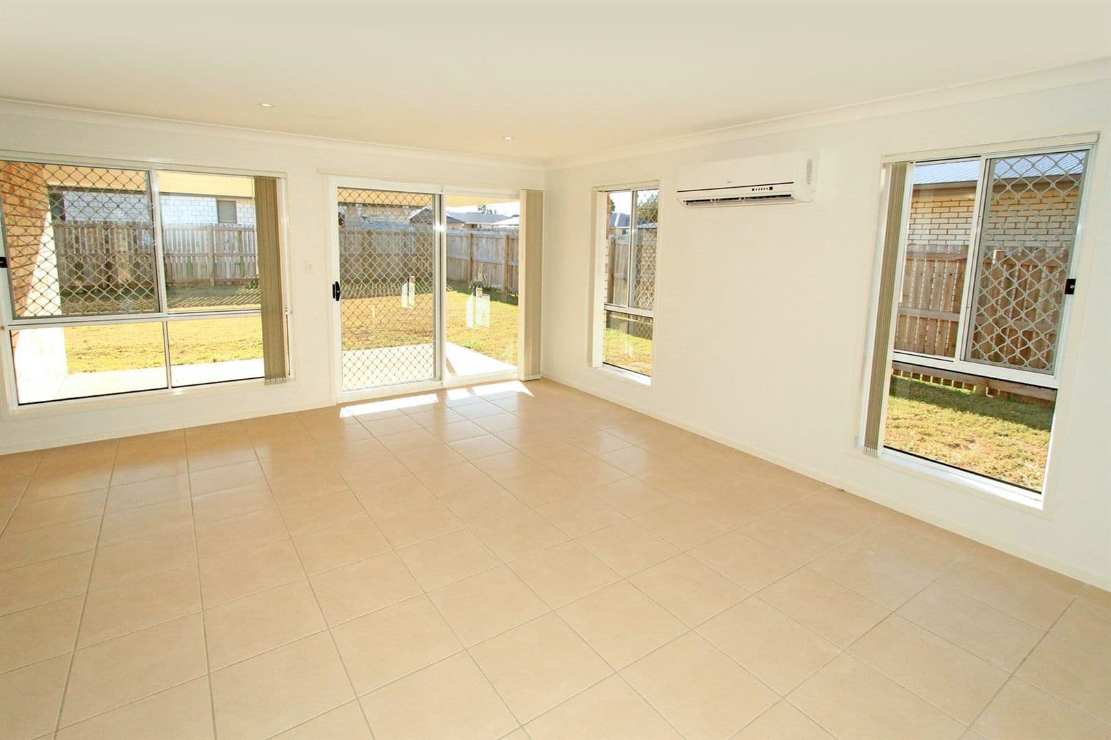 79 Victoria Street, GRACEMERE QLD 4702, Gracemere - Thumbnail 4
