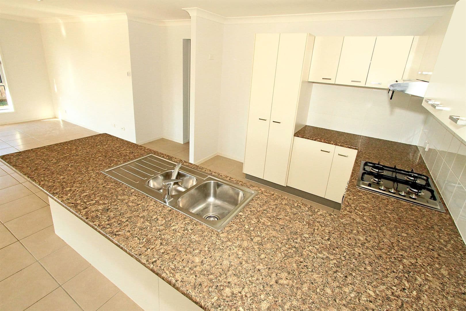 79 Victoria Street, GRACEMERE QLD 4702, Gracemere - Thumbnail 5