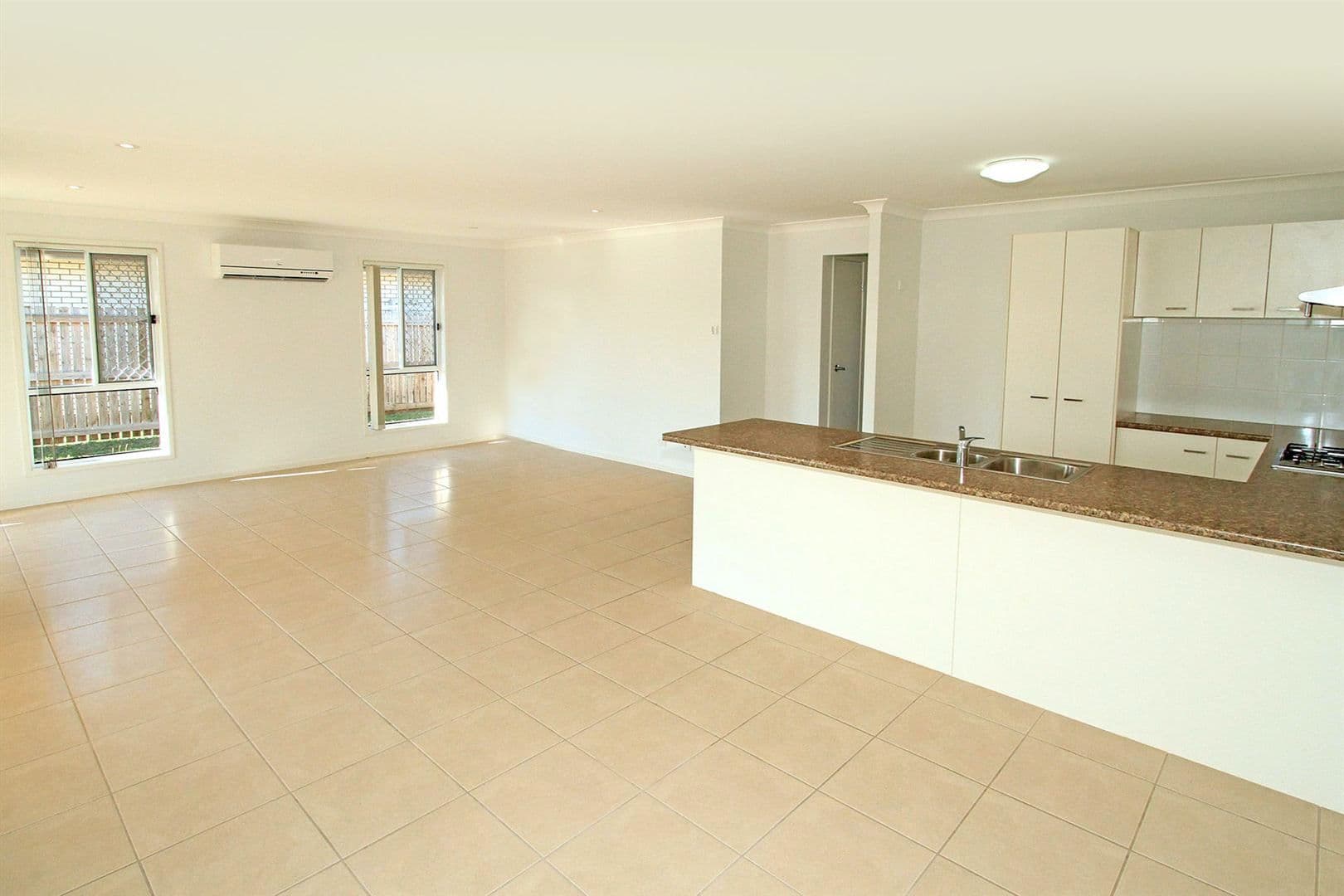 79 Victoria Street, GRACEMERE QLD 4702, Gracemere - Thumbnail 6