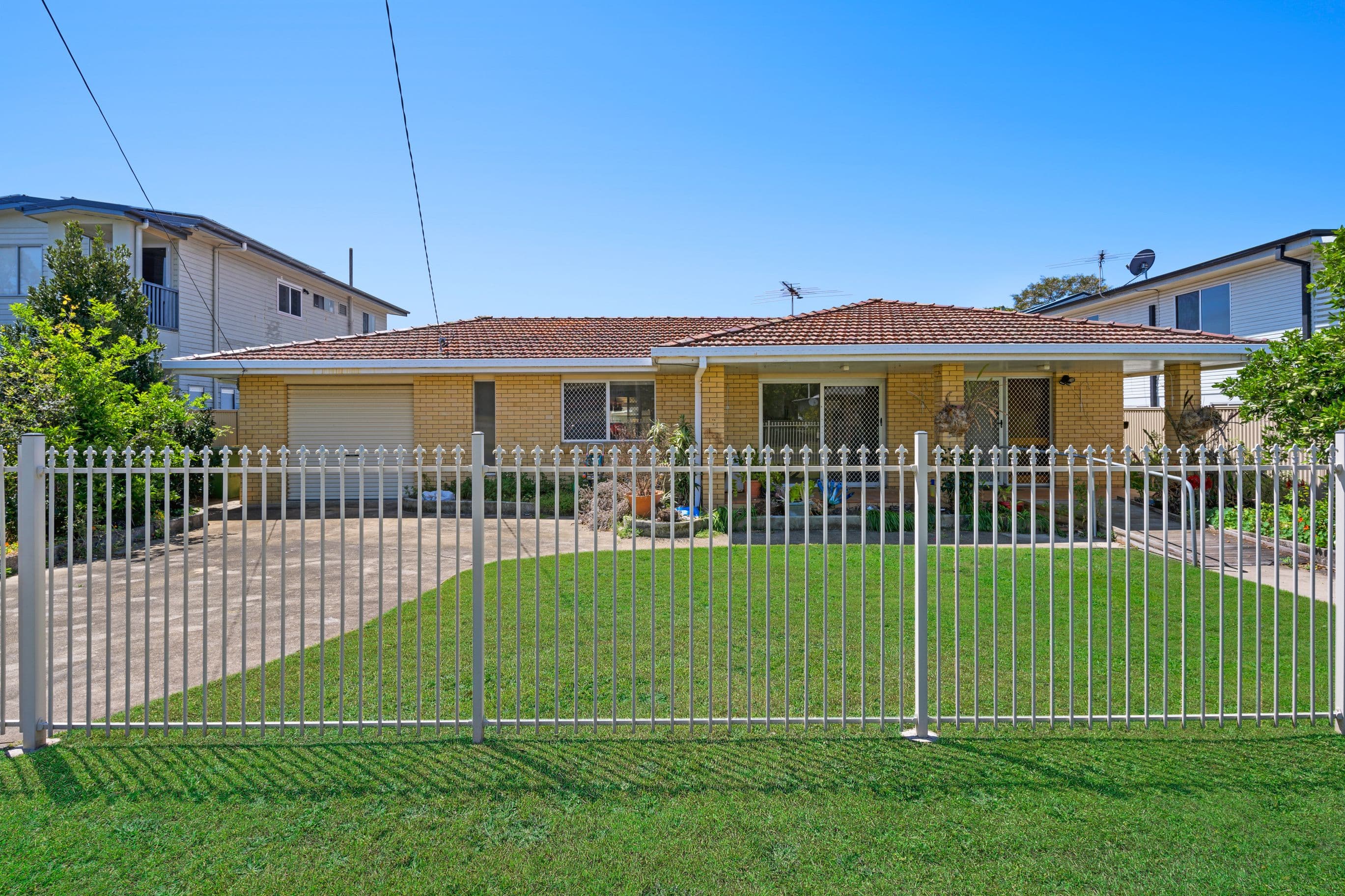 24 Campbell Street, Scarborough QLD 4020, Scarborough - Image 1