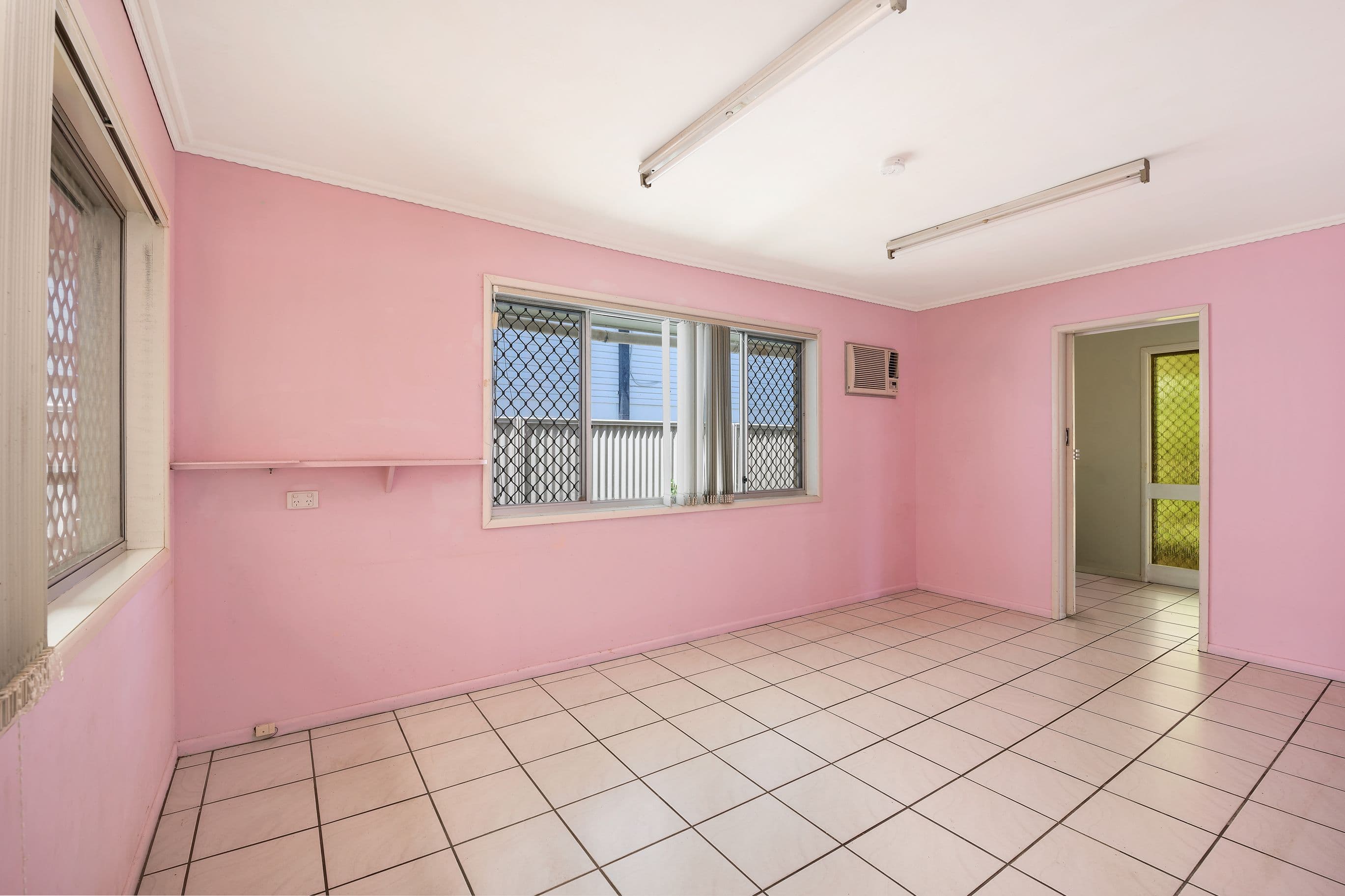 24 Campbell Street, Scarborough QLD 4020, Scarborough - Thumbnail 4