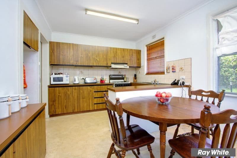 9 Moona Avenue, MORNINGTON VIC 3931, Mornington - Thumbnail 8