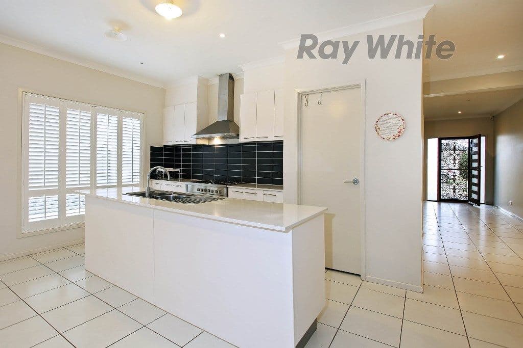 42 Nossal Drive, Point Cook VIC 3030, Point Cook - Thumbnail 6