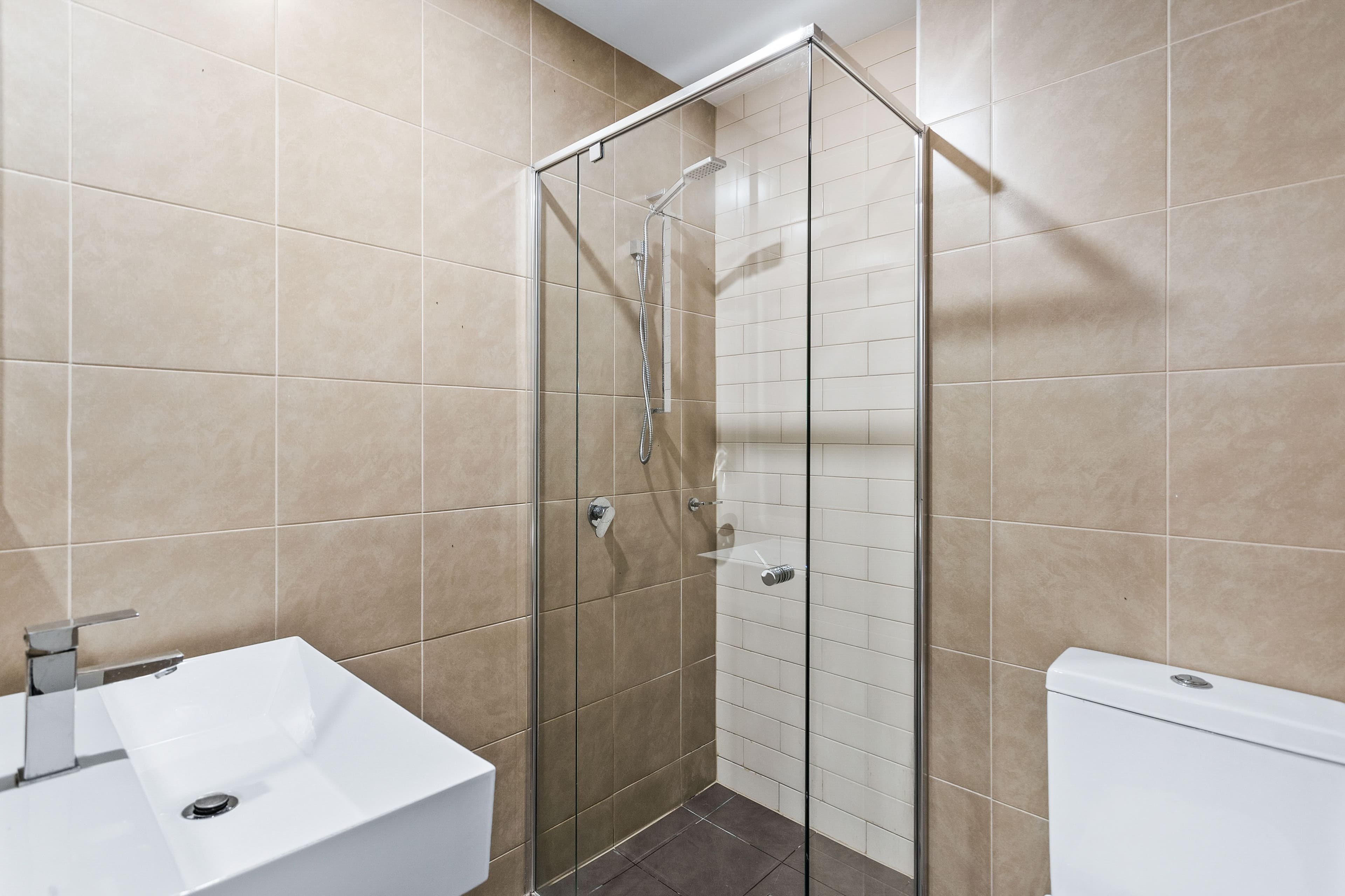 3 Lewis Street, Horsham VIC 3400, Horsham - Thumbnail 3