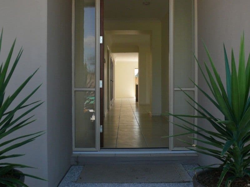 3 Garigal Court, UPPER COOMERA QLD 4209, Upper Coomera - Thumbnail 3