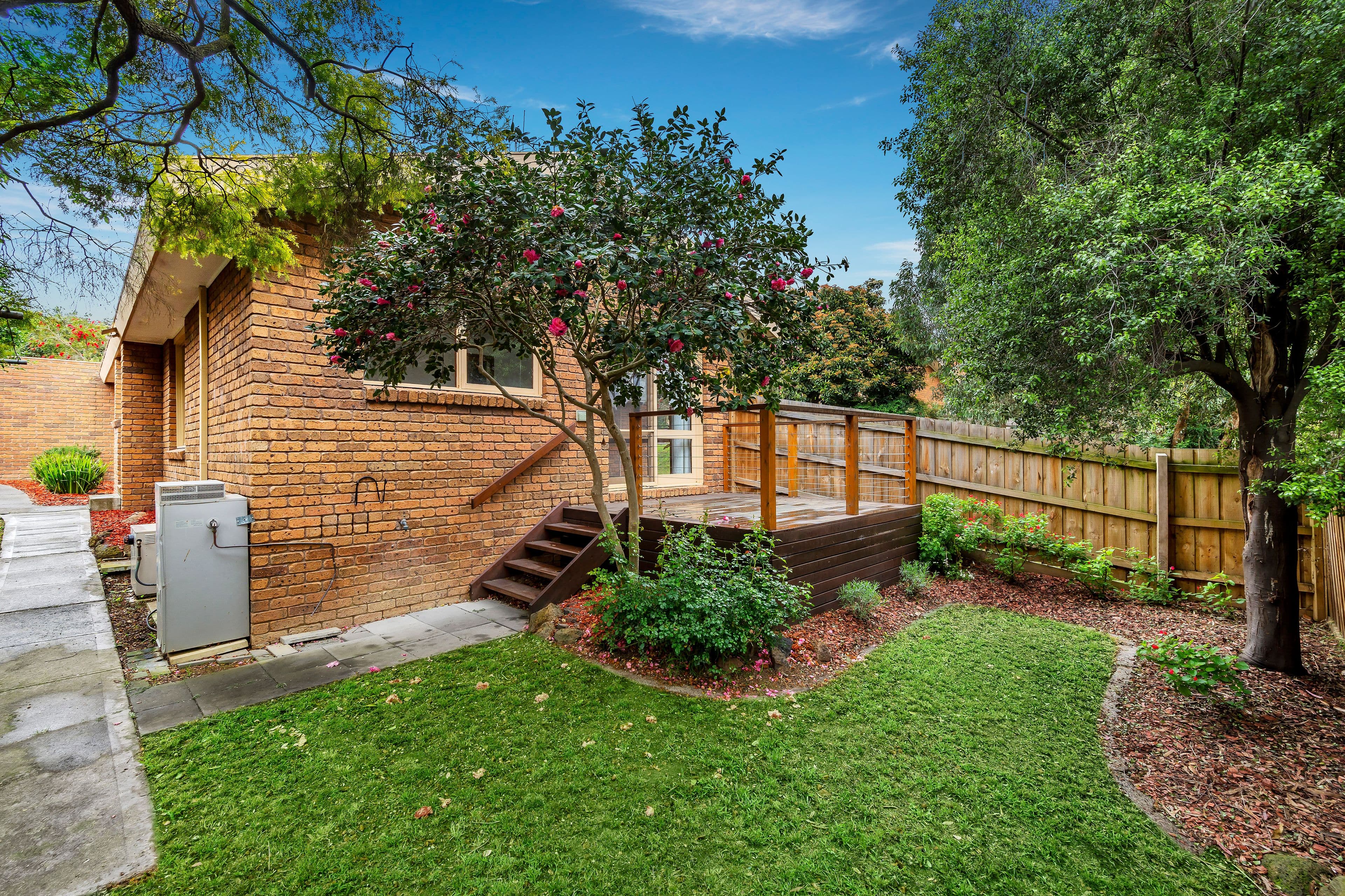 17-19 Frances Avenue, Greensborough VIC 3088, Greensborough - Thumbnail 2
