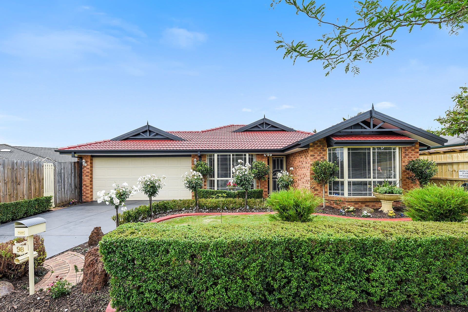 98 Bellevue Drive, Berwick VIC 3806, Berwick - Image 1