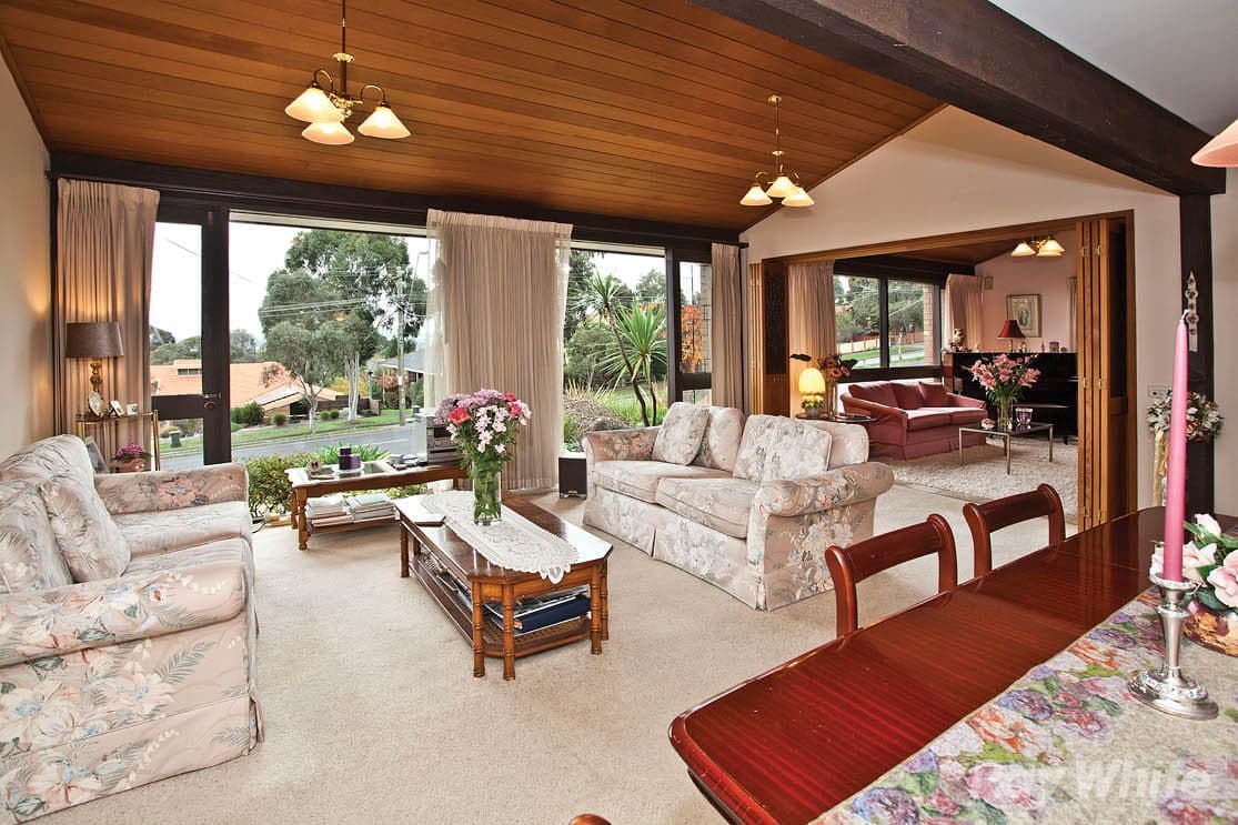 131 Jells Road, WHEELERS HILL VIC 3150, Wheelers Hill - Thumbnail 2