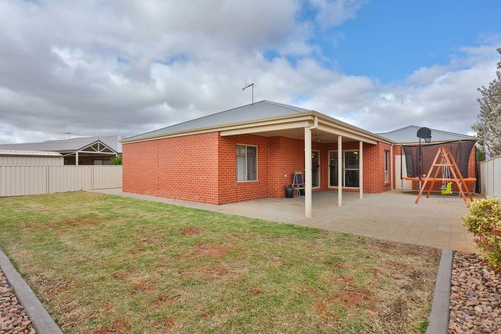 10 Rhymney Court, Mildura VIC 3500, Mildura - Thumbnail 4