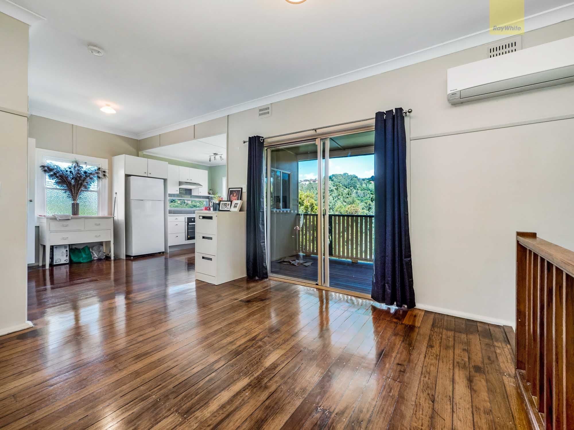 3 Showview Street, Girards Hill - Thumbnail 3