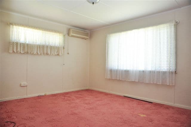 4 Walker Street, HARRISTOWN QLD 4350, Harristown - Thumbnail 6