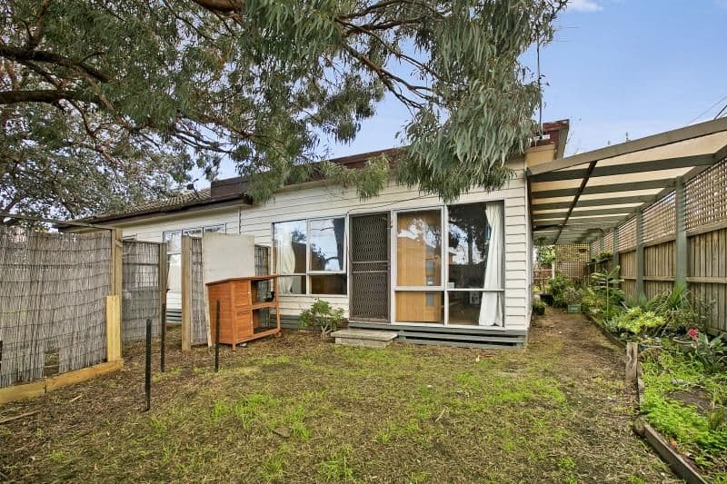 6 Theodore Avenue, NOBLE PARK VIC 3174, Noble Park - Thumbnail 8