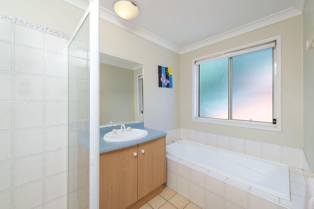 41 Montrose Place, THE GAP QLD 4061, The Gap - Thumbnail 8