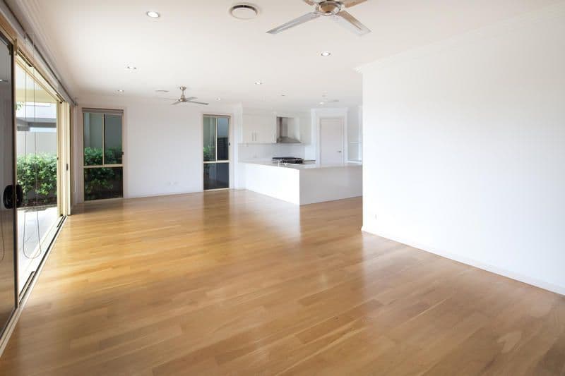 7406 Ellensbrook Drive, HOPE ISLAND QLD 4212, Hope Island - Thumbnail 4
