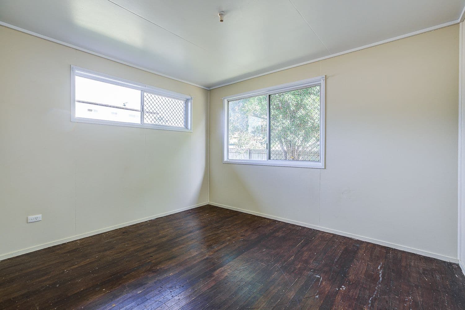 8 Brownvale Street, Logan Central QLD 4114, Logan Central - Thumbnail 6