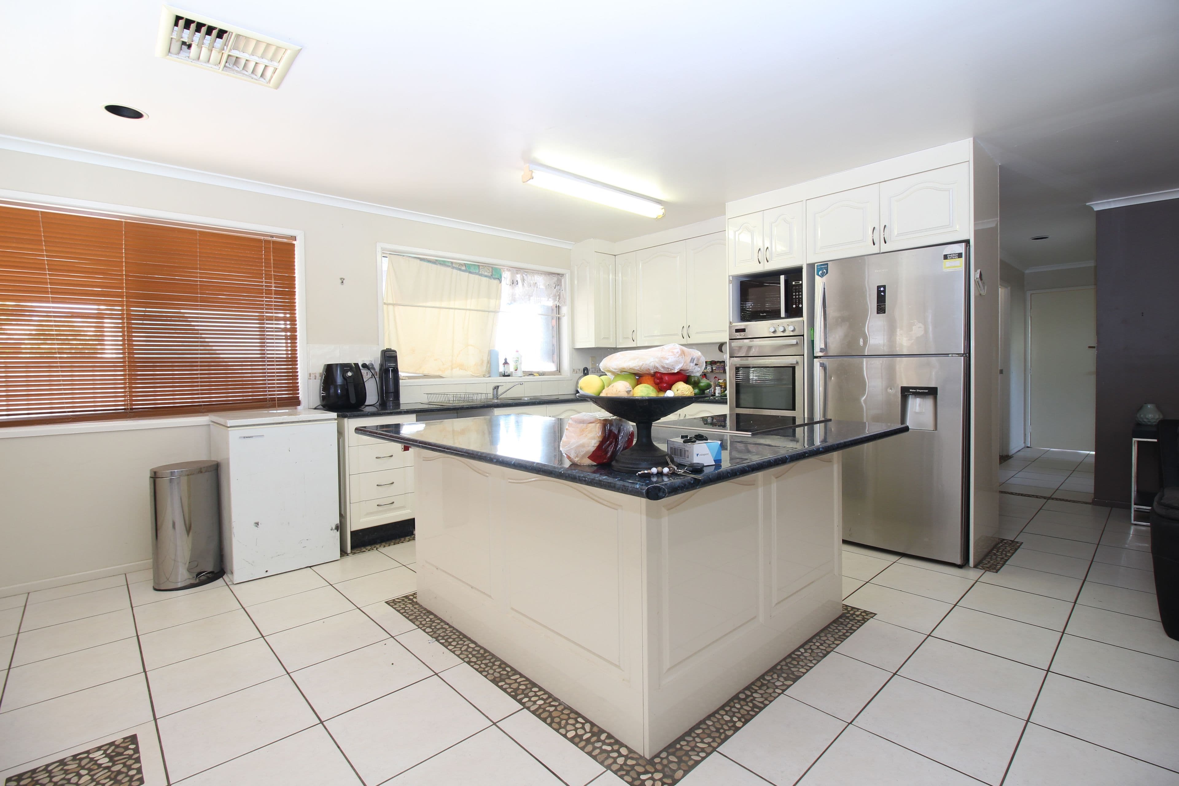 14 Pill Street, Emerald QLD 4720, Emerald - Thumbnail 5