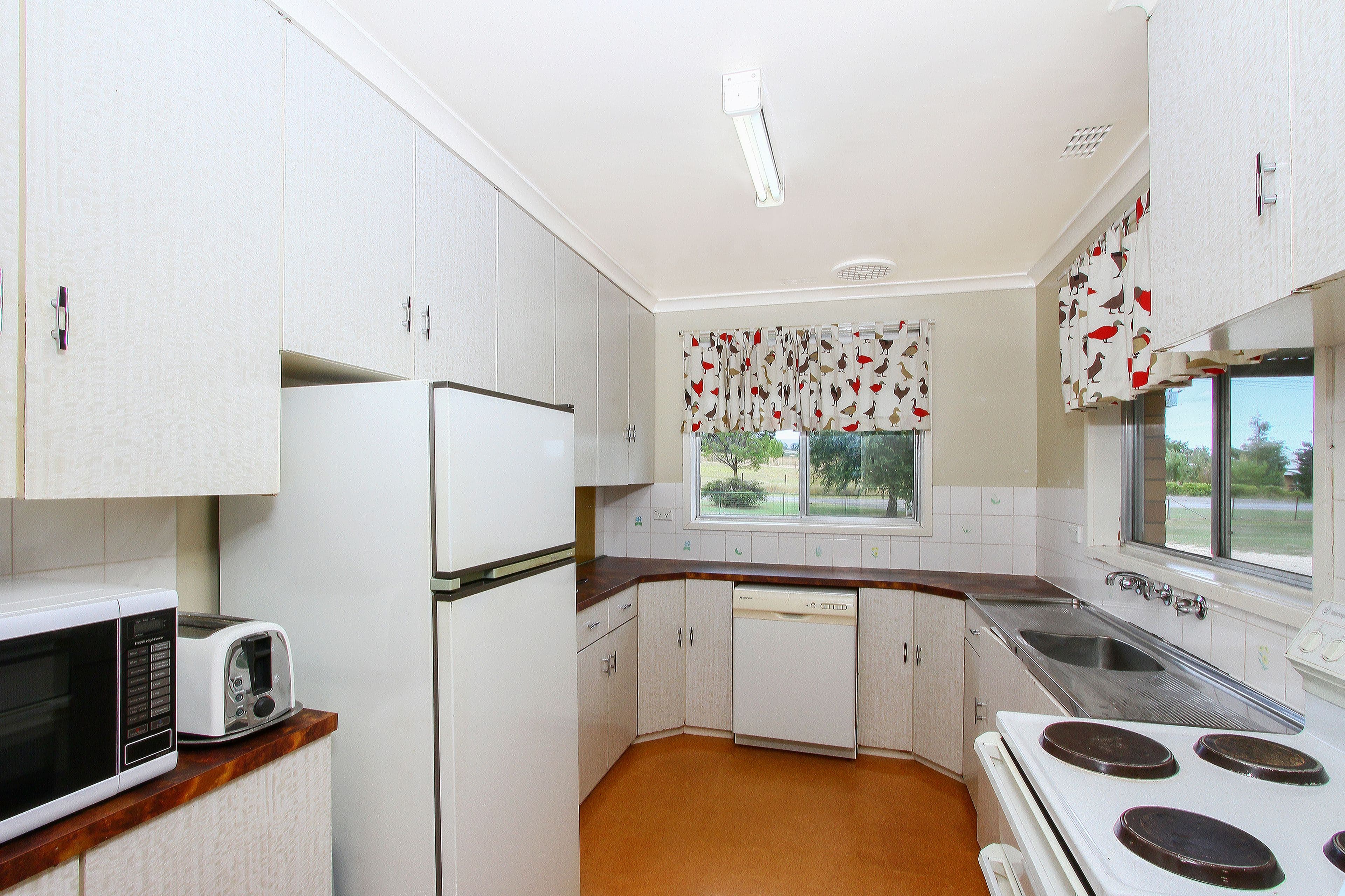 37 Laggan Road, Crookwell - Thumbnail 2