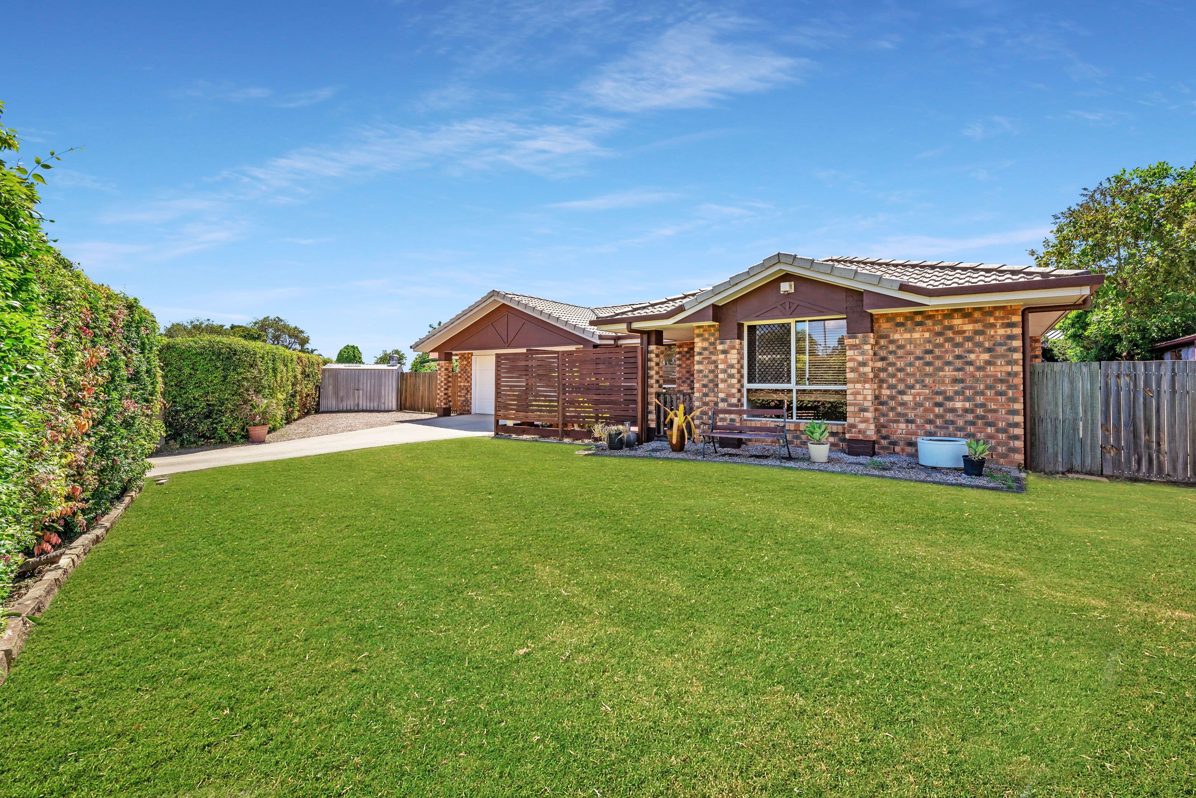 33 Hillmont Crescent, Morayfield QLD 4506, Morayfield - Thumbnail 2