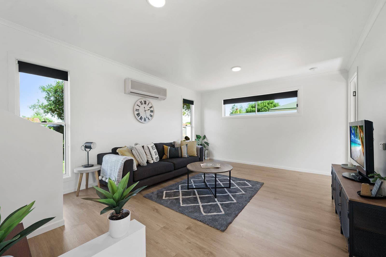 2 Farquharson Street, Harristown QLD 4350, Harristown - Thumbnail 2