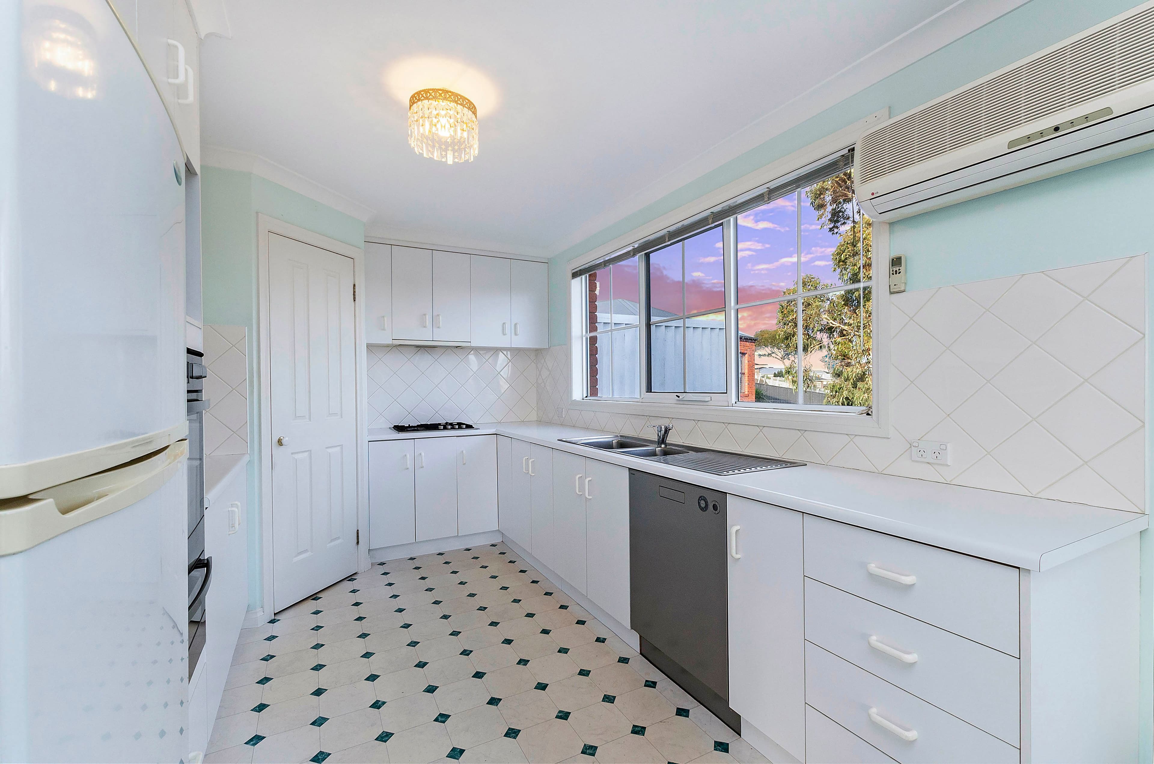 6 Prymslea Court, Warrnambool VIC 3280, Warrnambool - Thumbnail 4