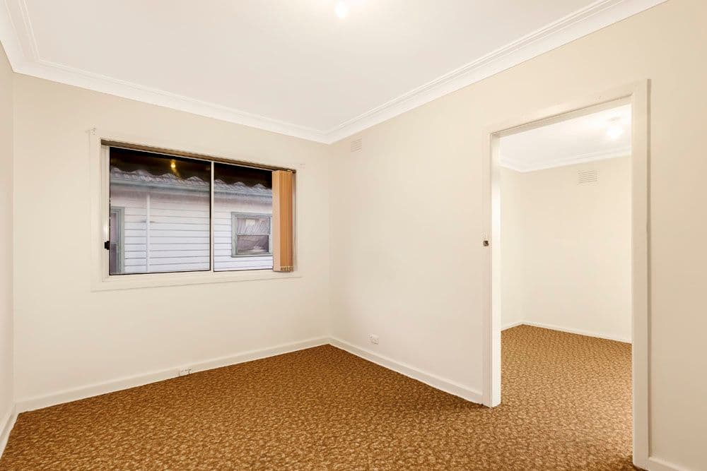 17 Glenvale Road, Reservoir VIC 3073, Reservoir - Thumbnail 6
