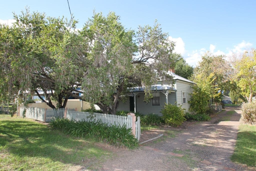 131 Hawker Street, QUIRINDI NSW 2343, Quirindi - Image 1