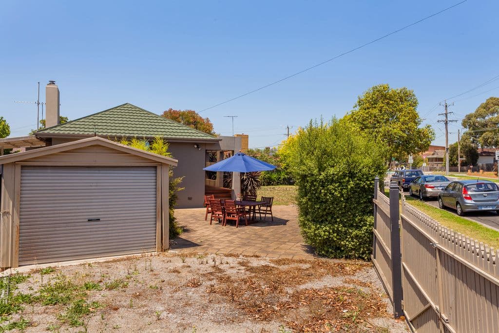 163 Vines Road, Hamlyn Heights VIC 3215, Hamlyn Heights - Thumbnail 2