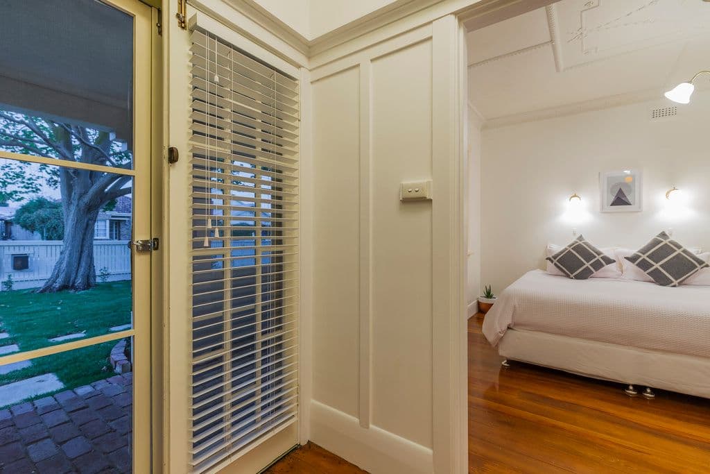 25 Sydenham Avenue, Manifold Heights VIC 3218, Manifold Heights - Thumbnail 6