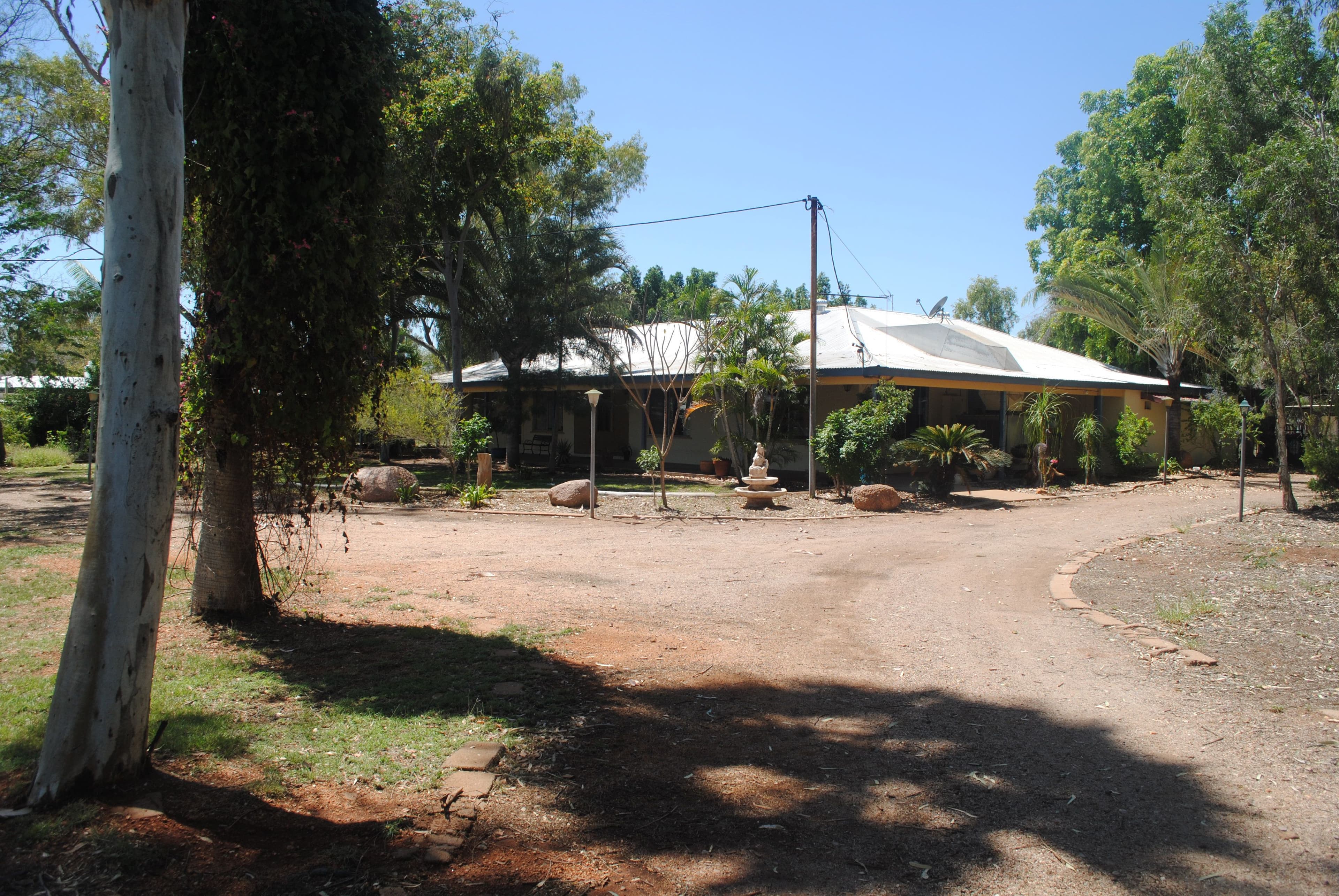 3-5 Southdown Avenue, Mount Isa QLD 4825, Mount Isa - Thumbnail 2