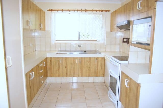 9 Spring Street, Deception Bay QLD 4508, Deception Bay - Thumbnail 2