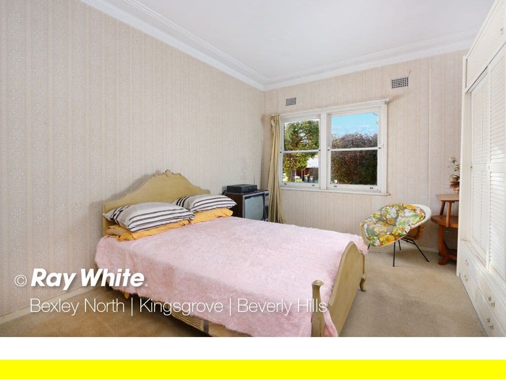 3 Rainbow Crescent, Kingsgrove - Thumbnail 4