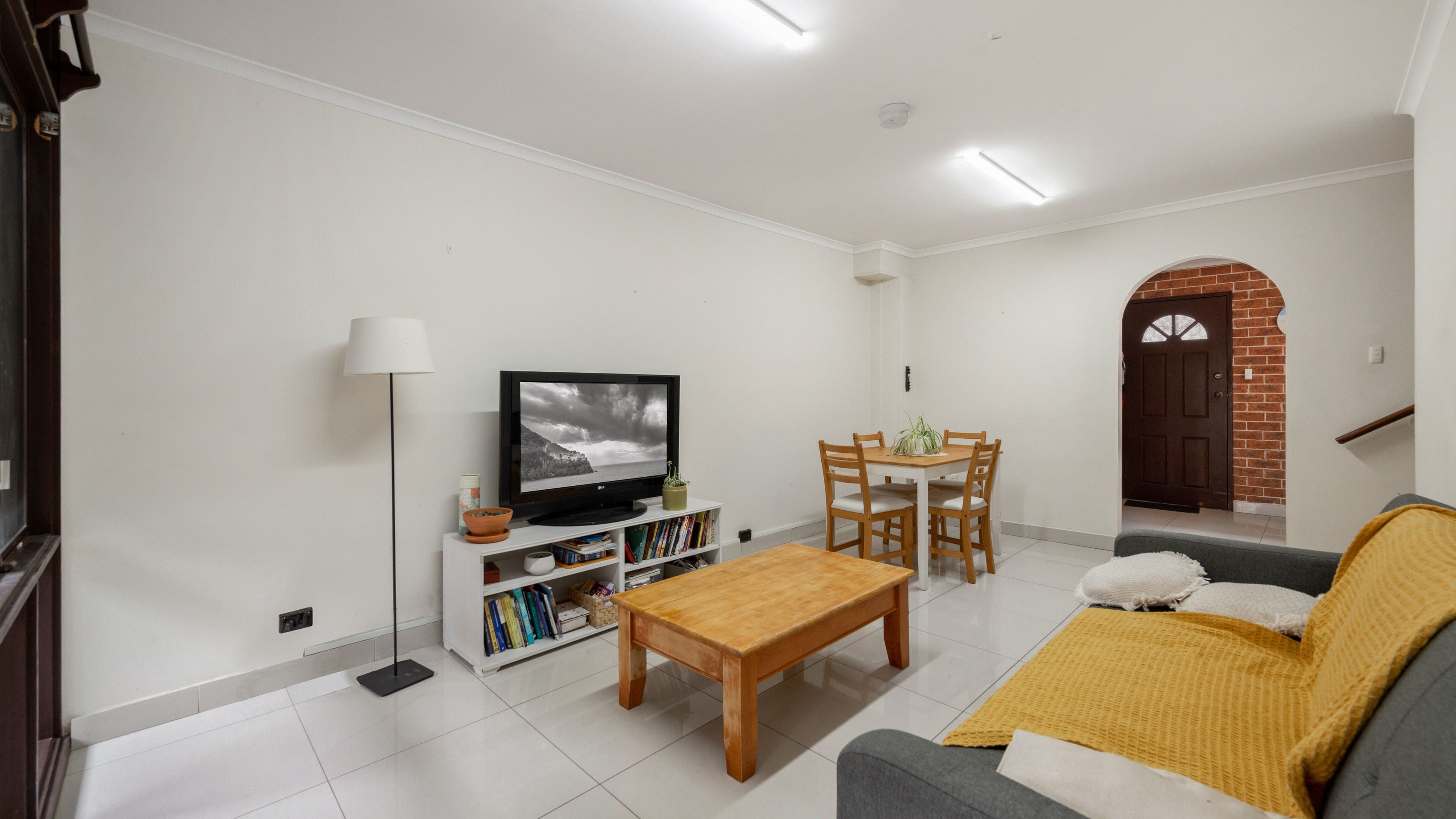 14 Chester Road, Ingleburn NSW 2565, Ingleburn - Thumbnail 2