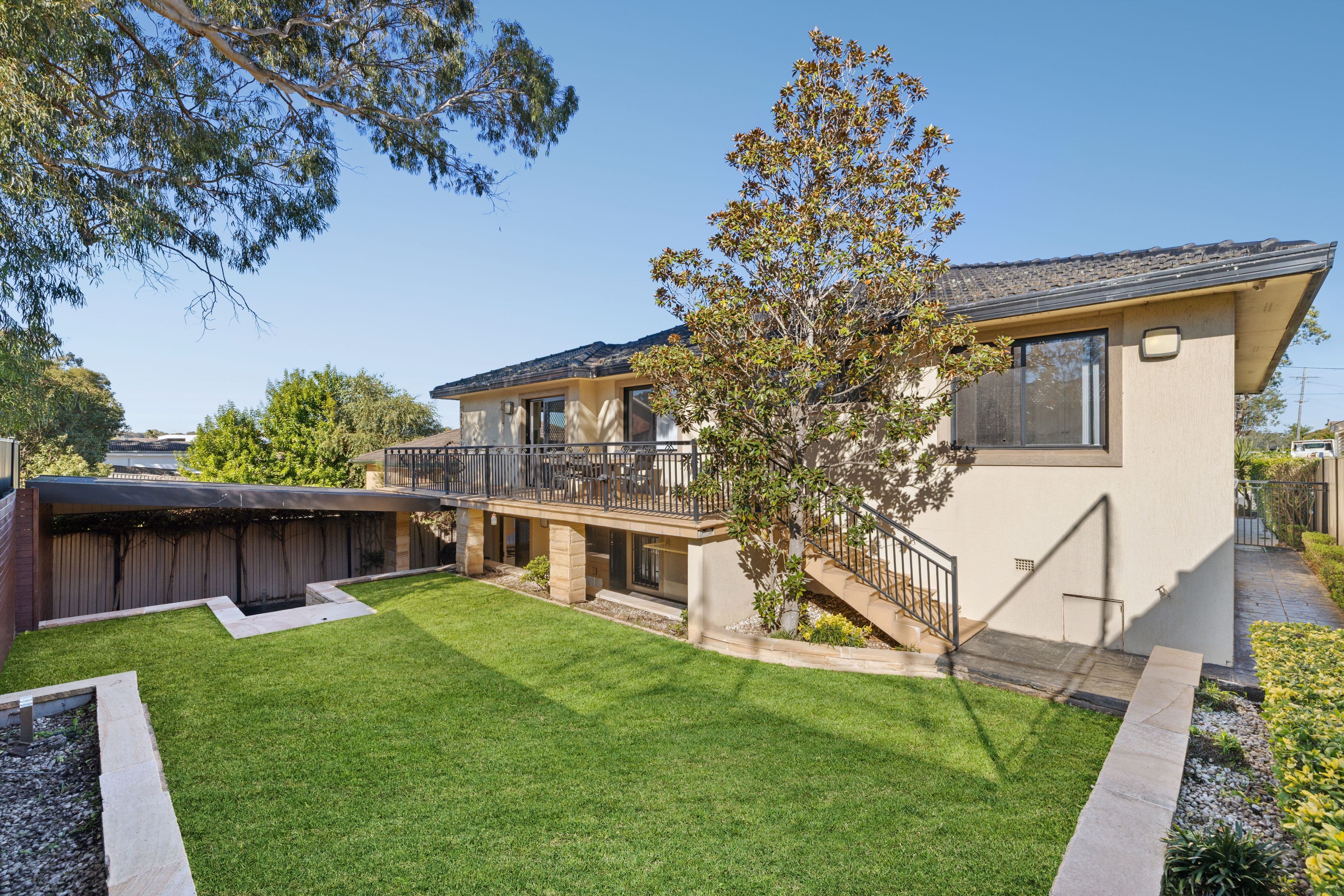 21 Lucinda Avenue, Georges Hall NSW 2198, Georges Hall - Thumbnail 3