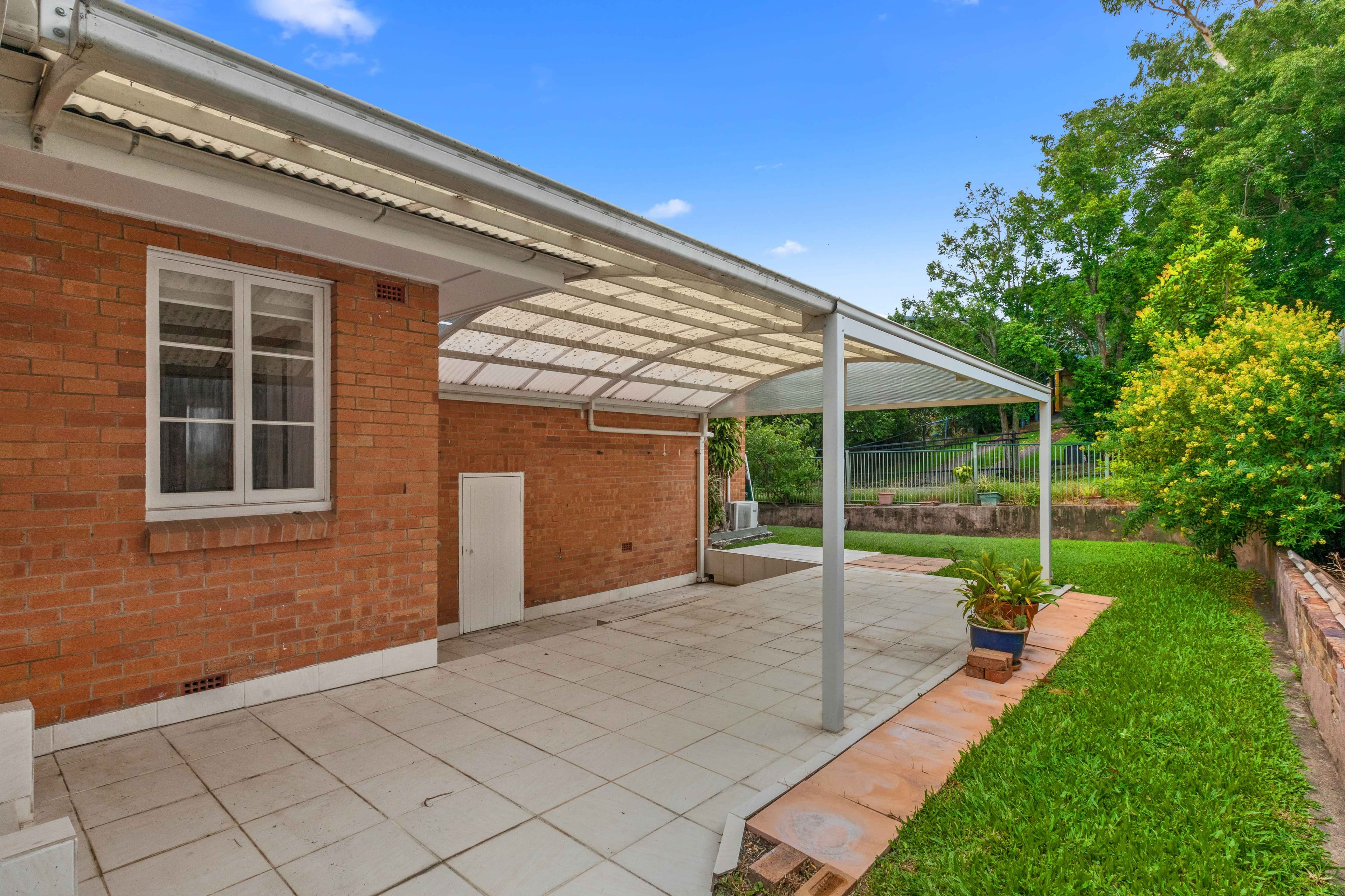 5 Madeline Street, Camp Hill QLD 4152, Camp Hill - Thumbnail 3