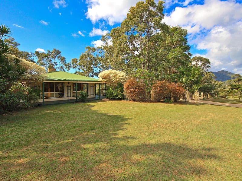 65 Hersden Court, BONOGIN QLD 4213, Bonogin - Thumbnail 2