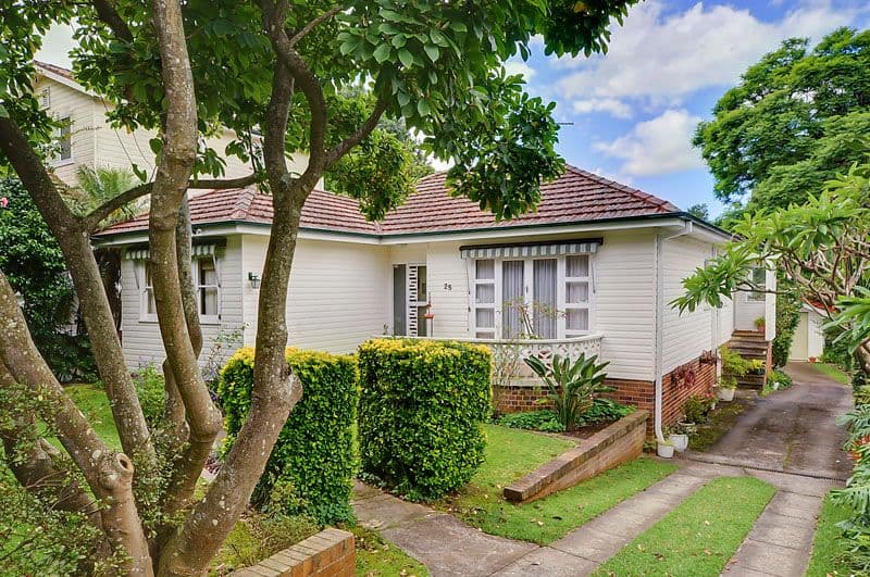 25 Unwin Road, WAITARA NSW 2077, Waitara - Thumbnail 2