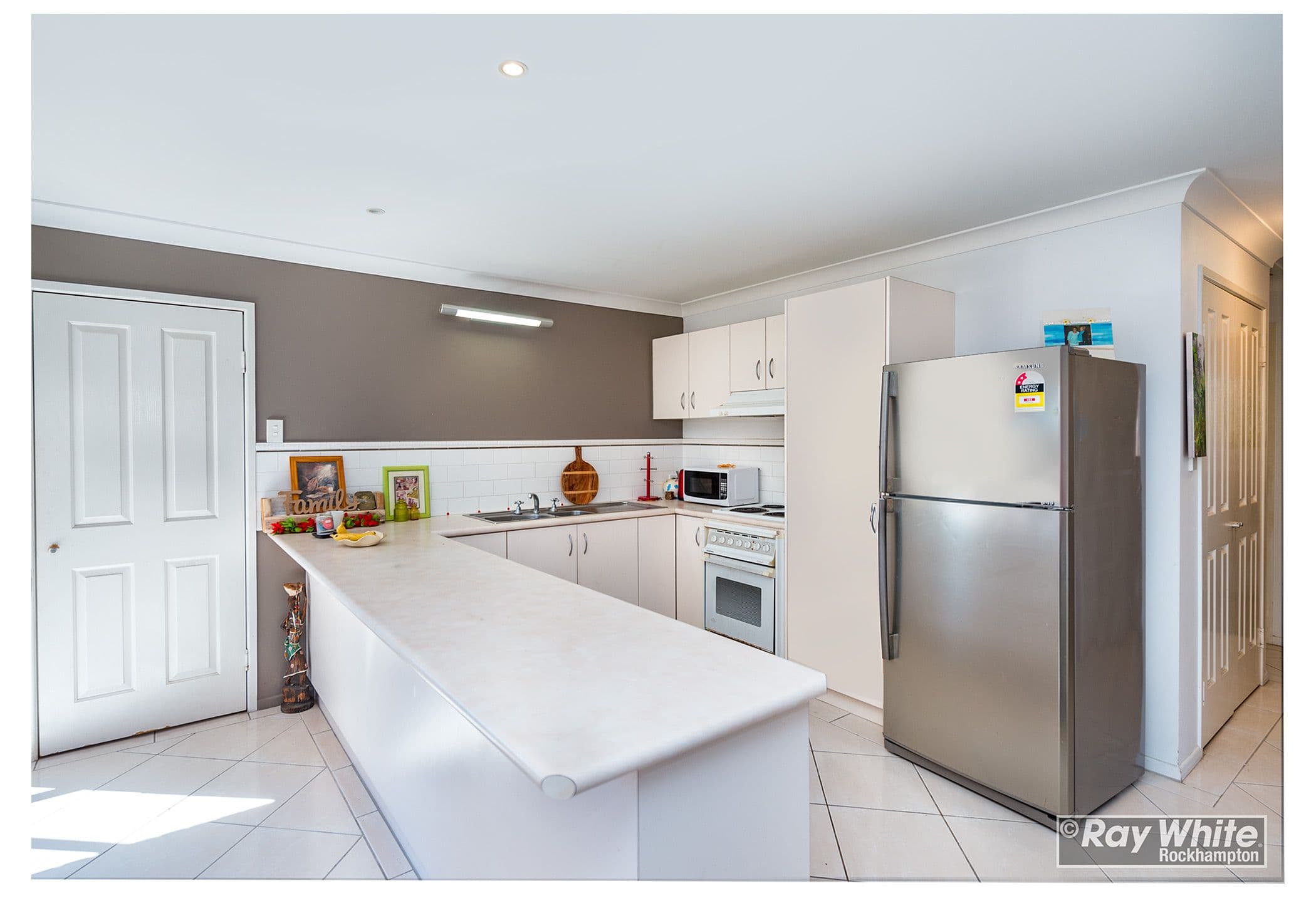21 Price Avenue, Kawana QLD 4701, Kawana - Thumbnail 8