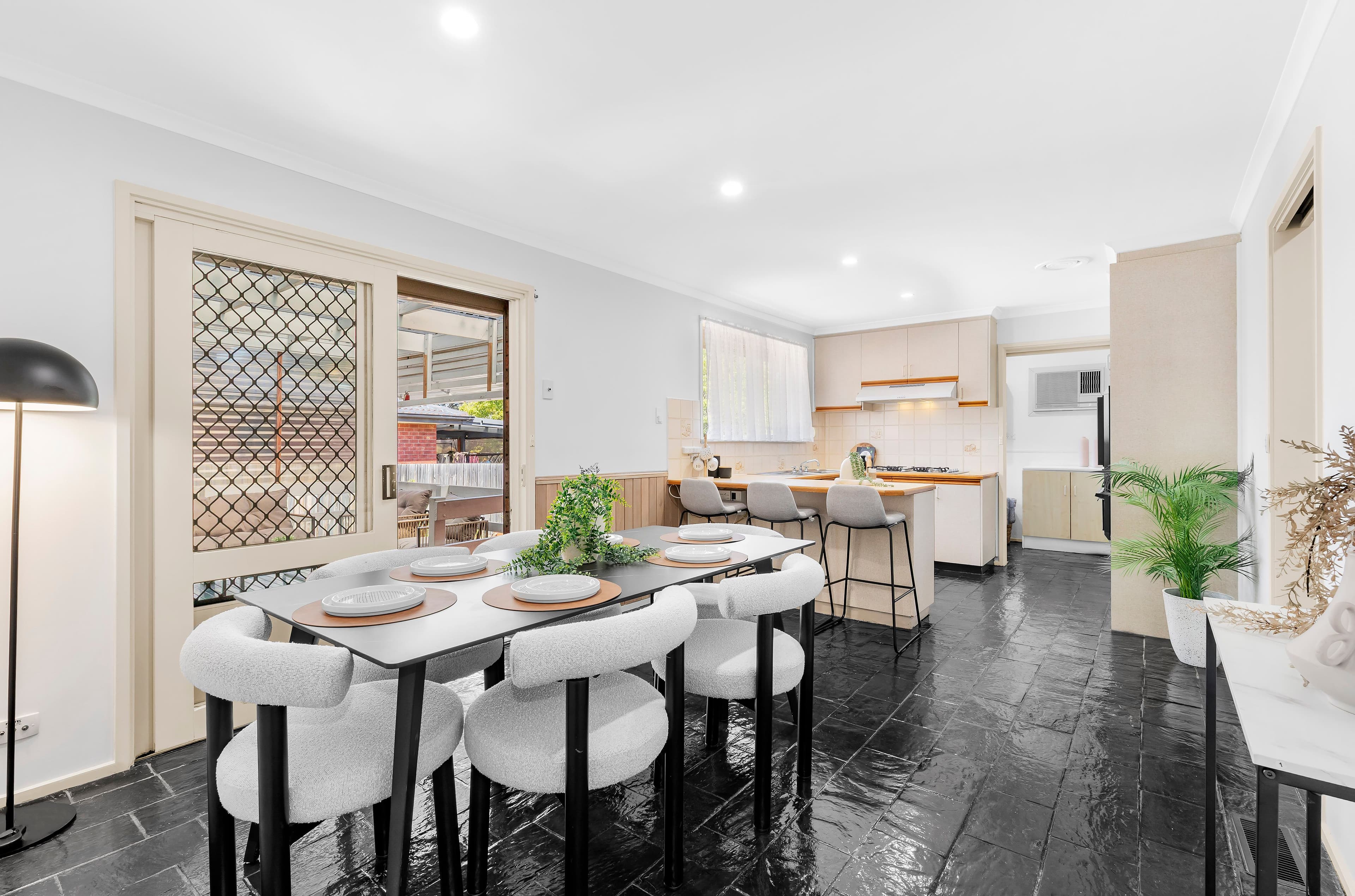 15 Medlar Court, Mill Park VIC 3082, Mill Park - Thumbnail 3