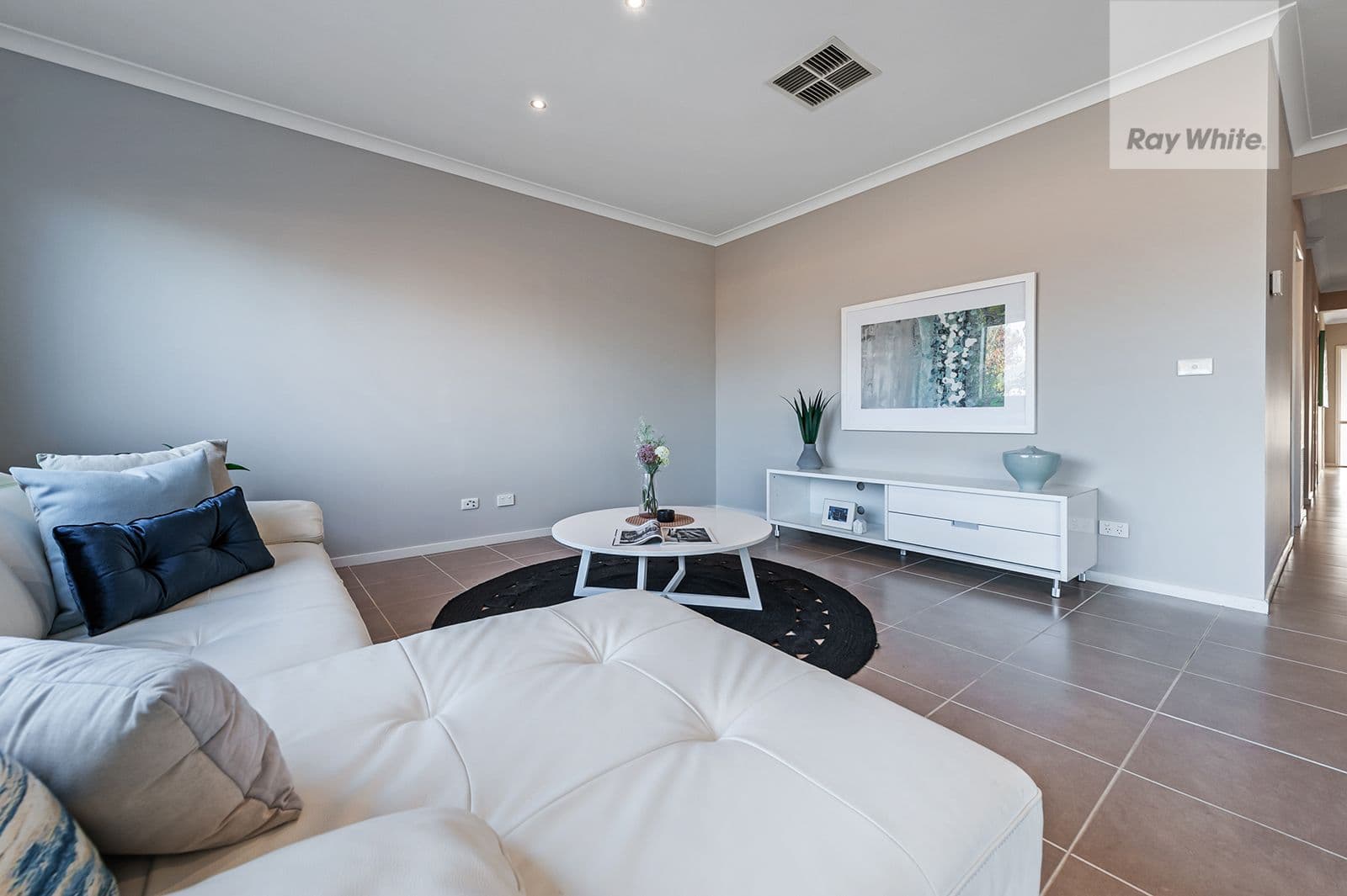 91 Charteris Drive, Craigieburn VIC 3064, Craigieburn - Thumbnail 5