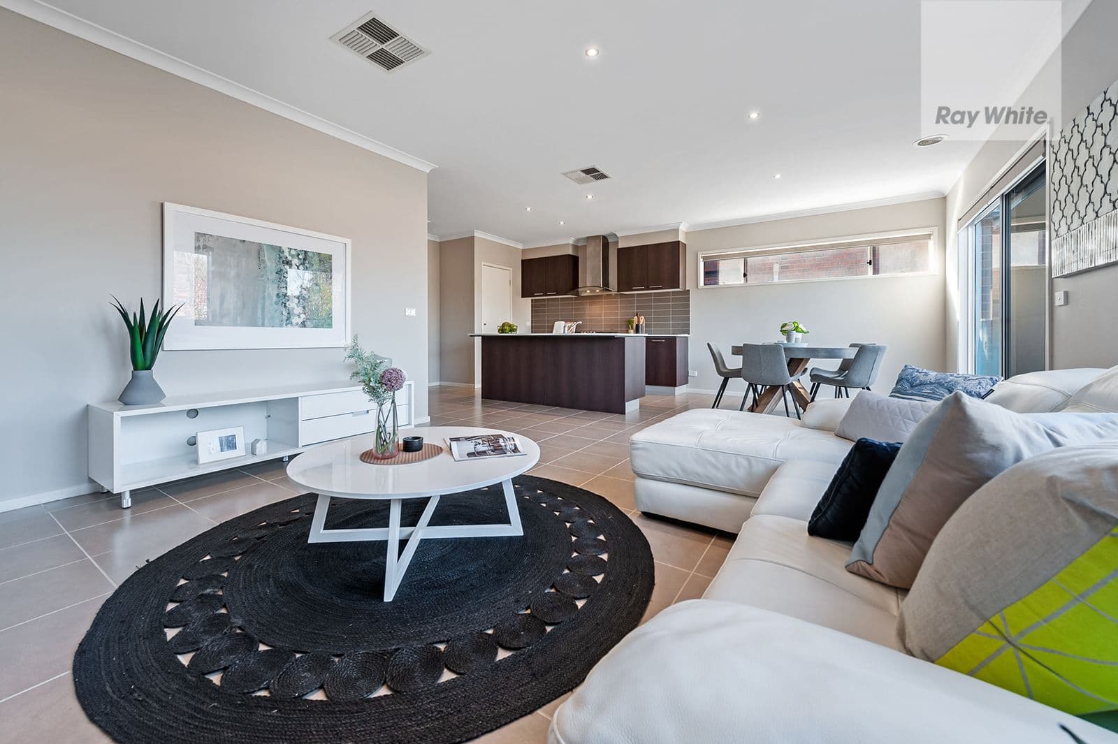 91 Charteris Drive, Craigieburn VIC 3064, Craigieburn - Thumbnail 6