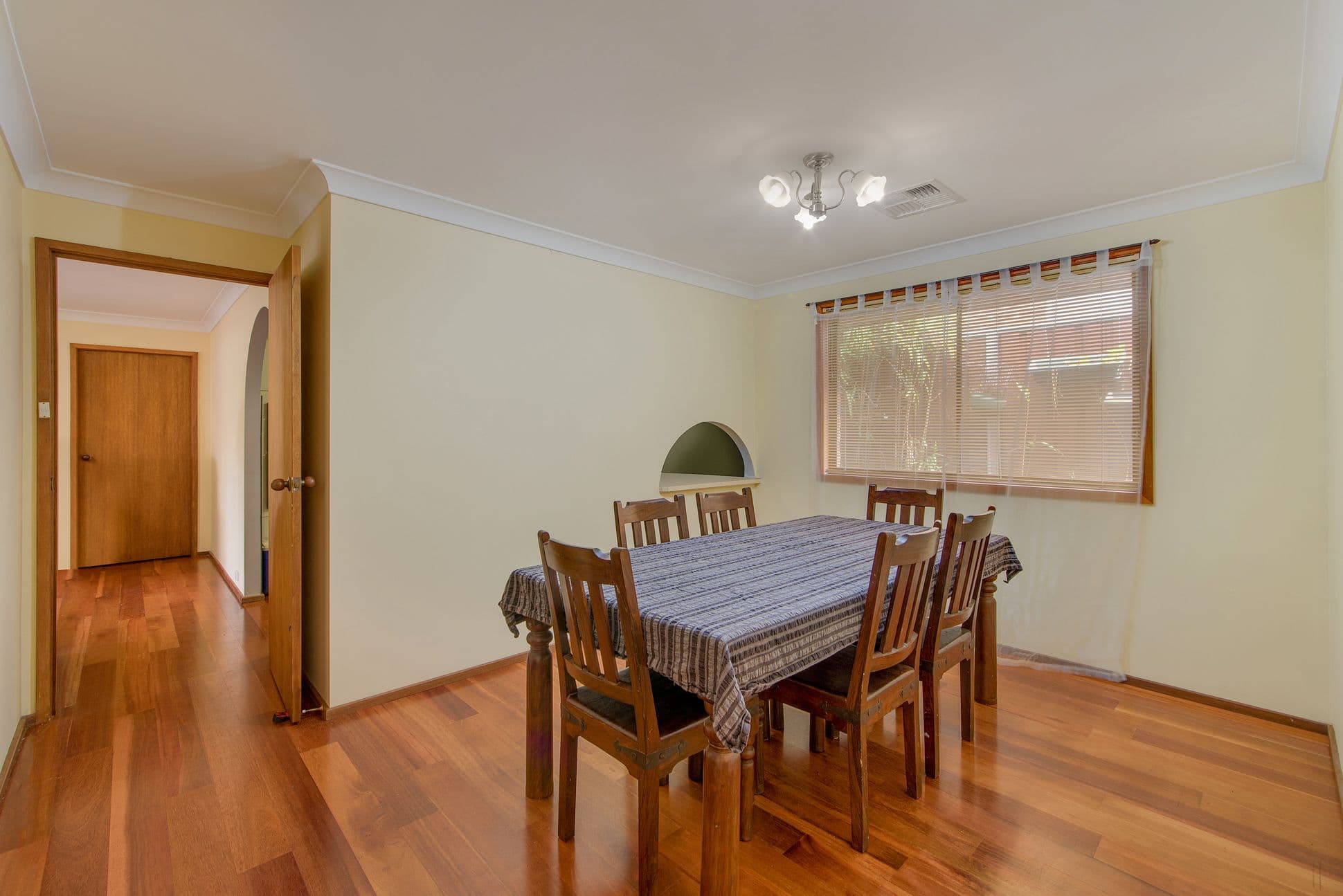 114 Trobriand Crescent, Glenfield - Thumbnail 3