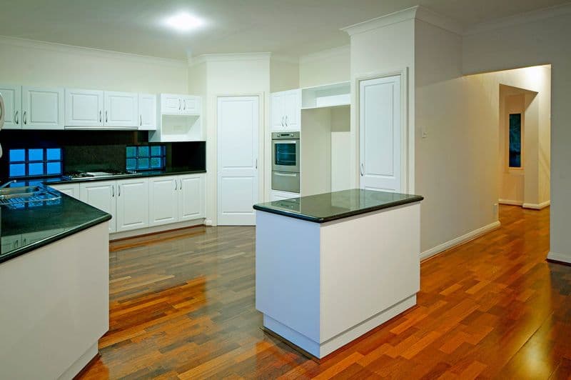 17 Sabrina Avenue, HELENSVALE QLD 4212, Helensvale - Thumbnail 7