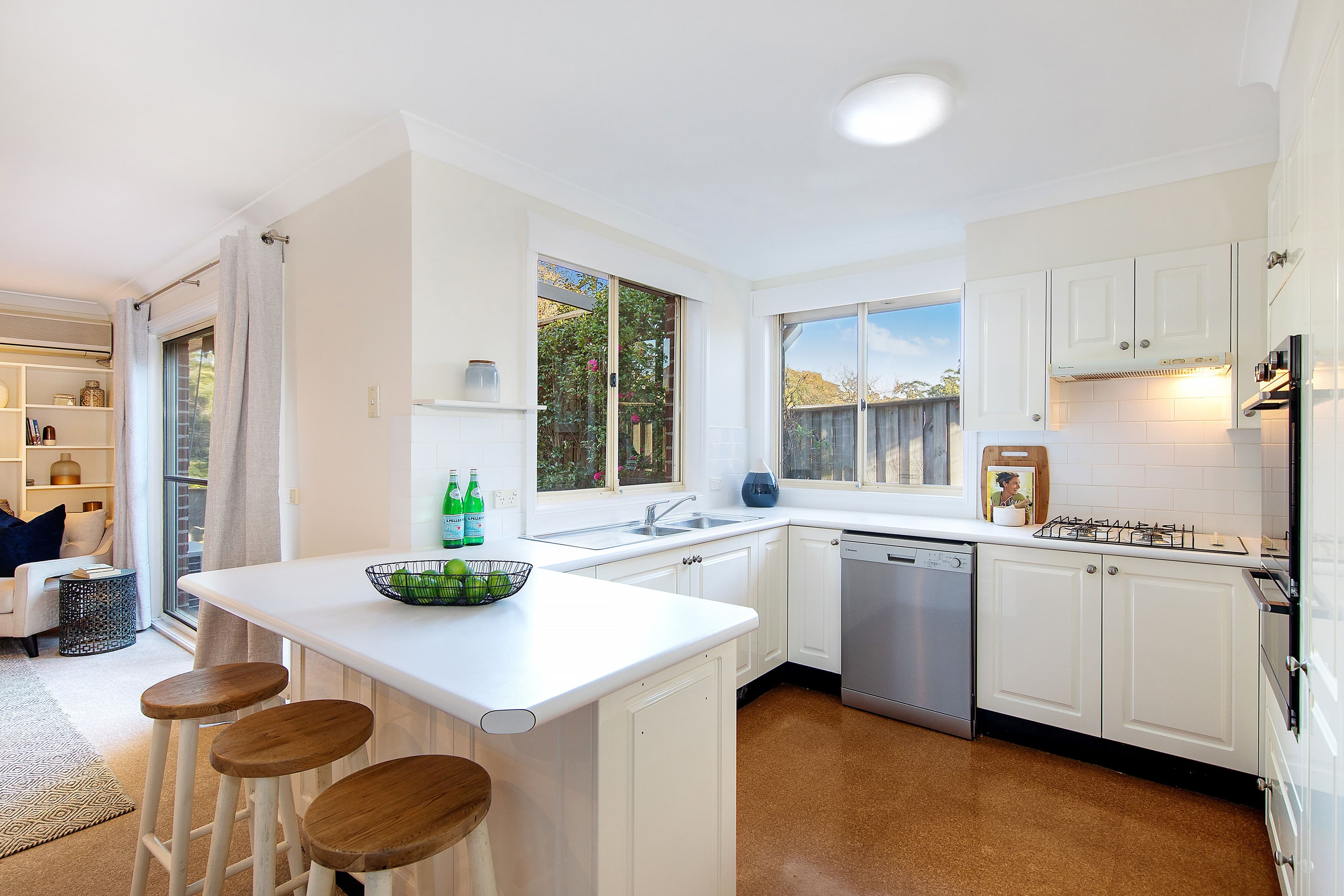 2/2C Russell Avenue, Wahroonga NSW 2076, Wahroonga - Thumbnail 4