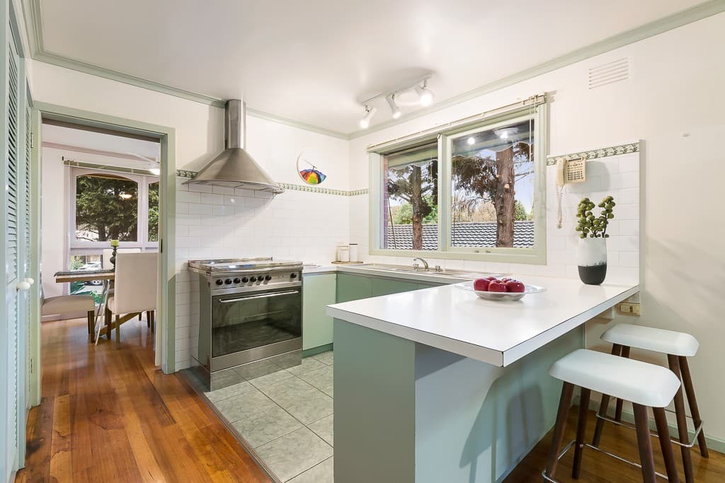 18 Roseland Grove, Doncaster, VIC 3108, Doncaster - Thumbnail 3