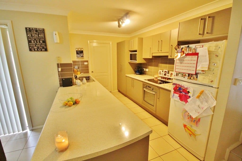 3 Hambrook Place, Young NSW 2594, Young - Thumbnail 2