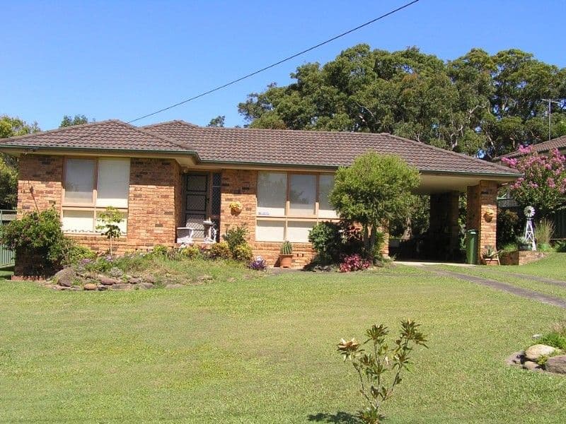 3 Garden Grove, BATEAU BAY NSW 2261, Bateau Bay - Image 1